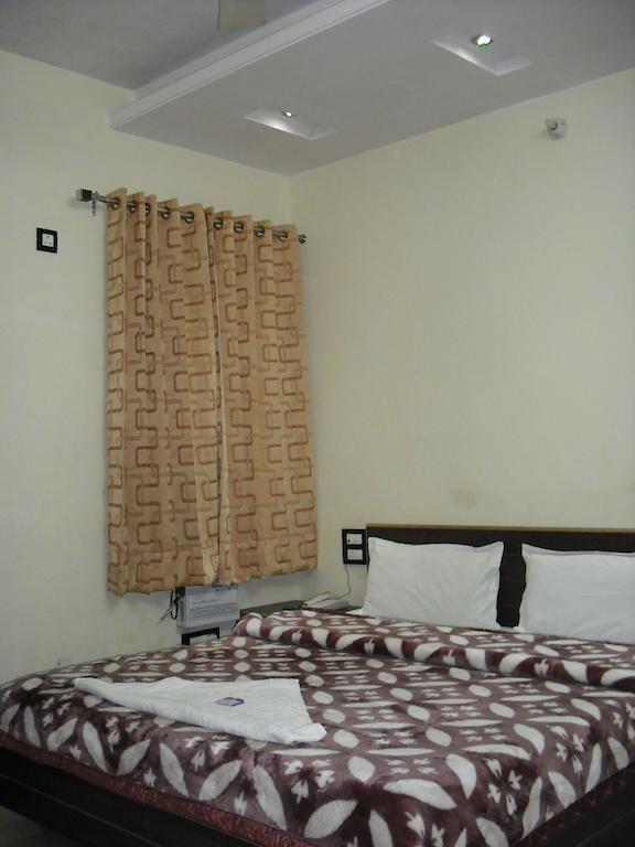 Hotel Gs Paradise Amritsar Camera foto