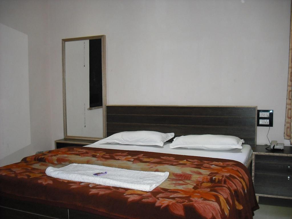 Hotel Gs Paradise Amritsar Camera foto