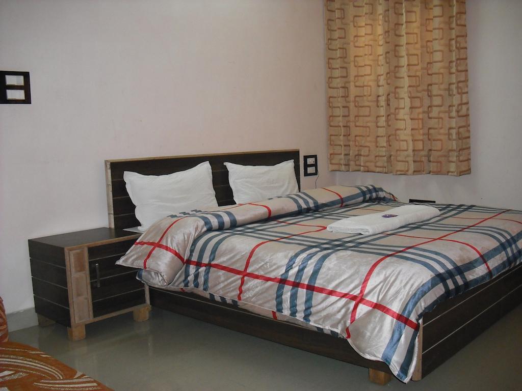 Hotel Gs Paradise Amritsar Camera foto